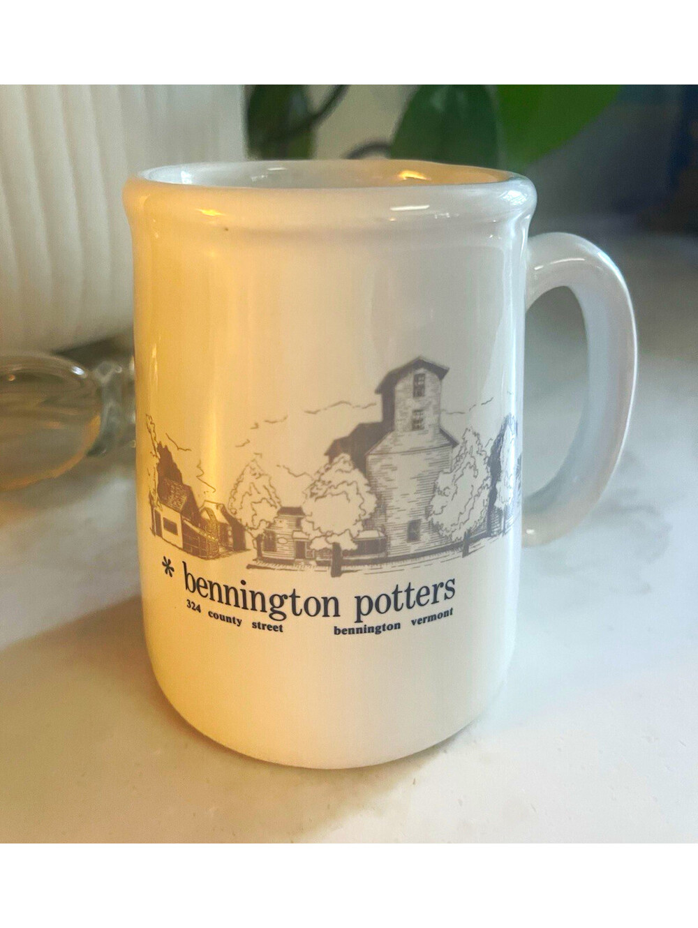 Bennington Potters Ceramic Coffee Mug White/Gray Scenic Village Scene 10 fl oz